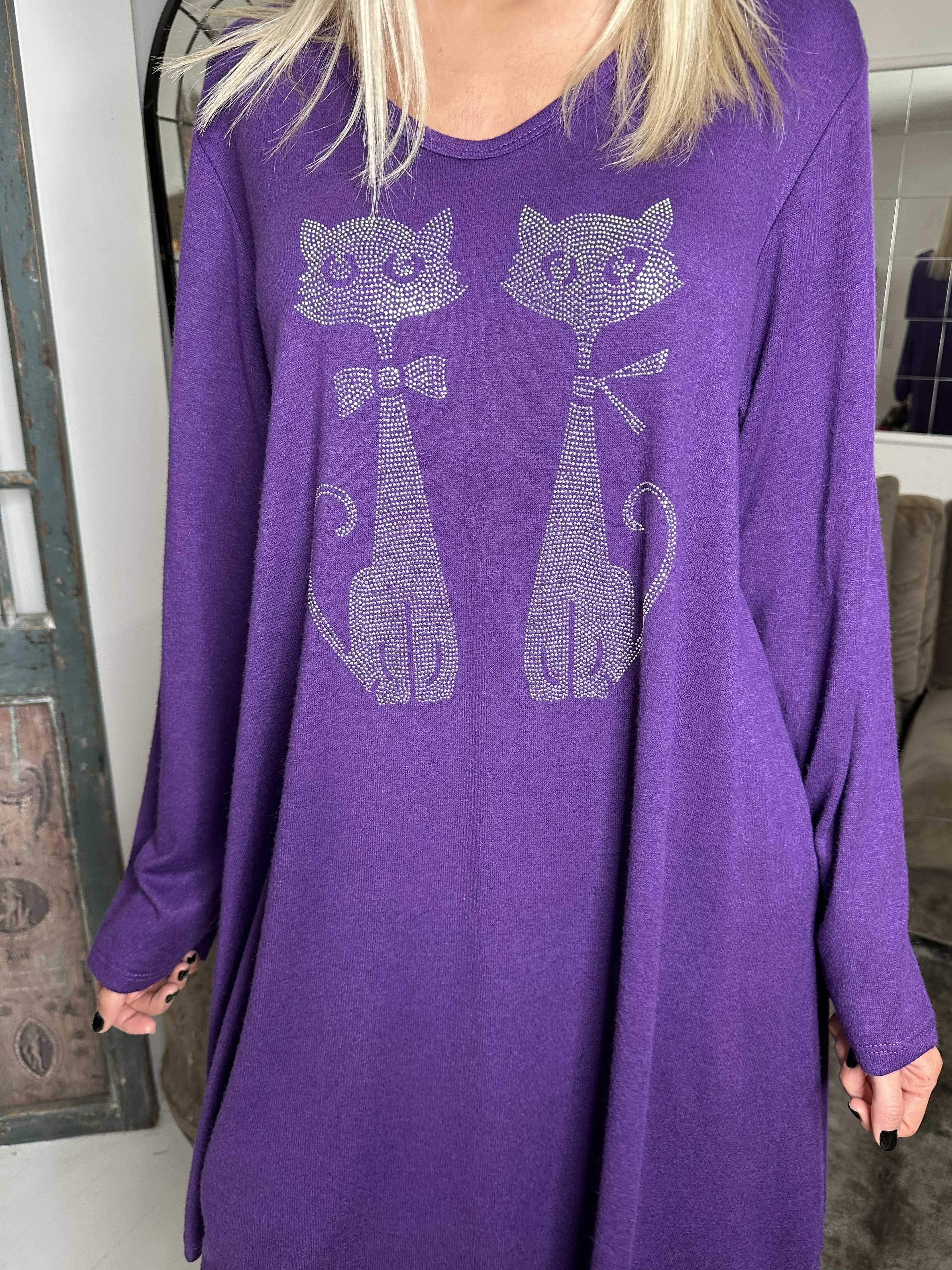 Talia - Blød kjole i viskose med kattemotiv af similisten